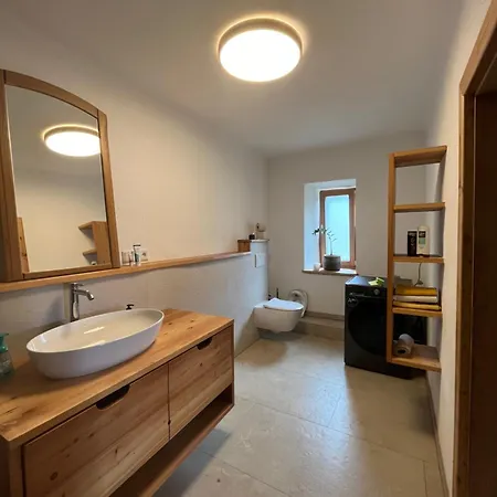 Gaestezimmer In *